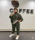 Winter Track Suite - Image 4