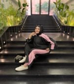 Waterproof tracksuit Black and Rose - Image 2