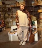 ⁦Suit Beige in Tiger⁩ - الصورة ⁦2⁩
