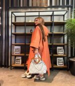 ⁦Poncho⁩ - الصورة ⁦2⁩